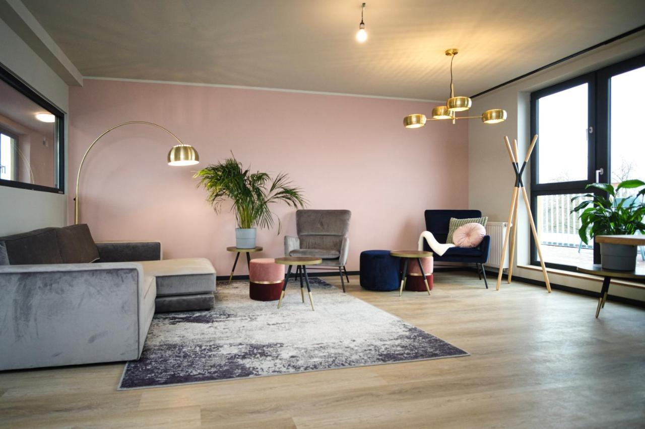 Готель The Base Berlin One Екстер'єр фото