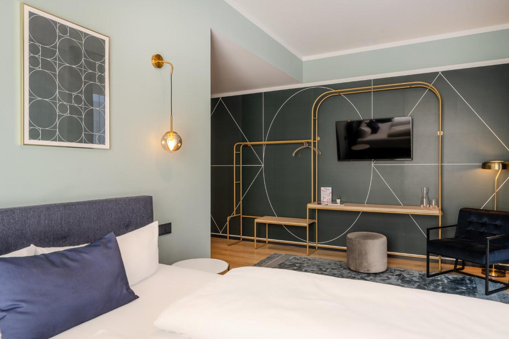Готель The Base Berlin One Екстер'єр фото